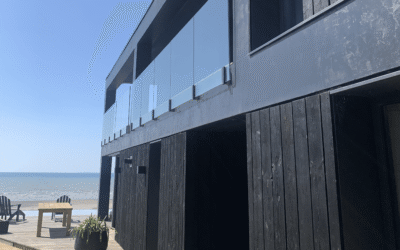 Le Bois Brûlé : Est-ce un Matériau Cher ? Une Analyse Complète des Coûts et Avantages